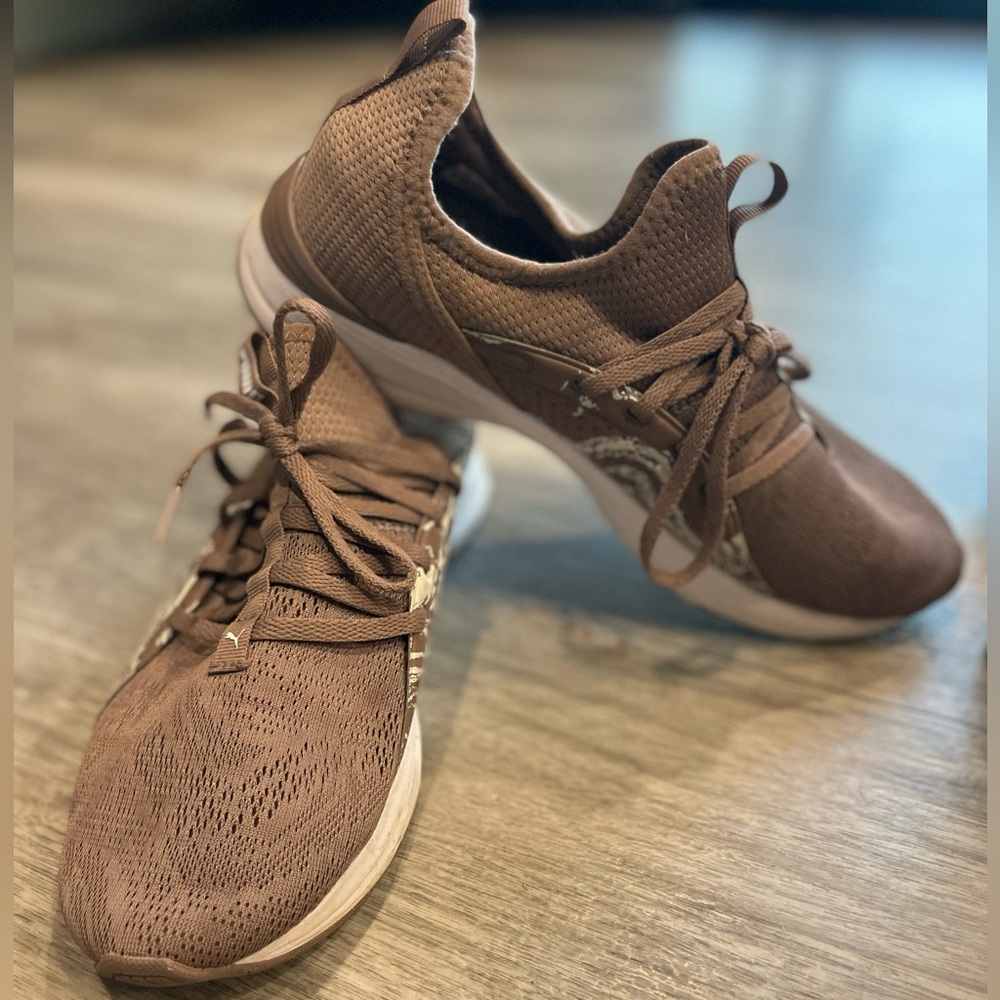Puma Tennis shoes